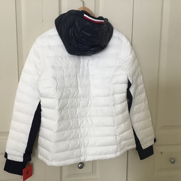 Tommy Hilfiger Women’s Packable Hooded Puffer Jacket White Medium NWT - Picture 10 of 10
